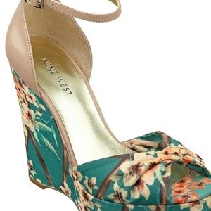 Nine West Floral Platform Wedge
